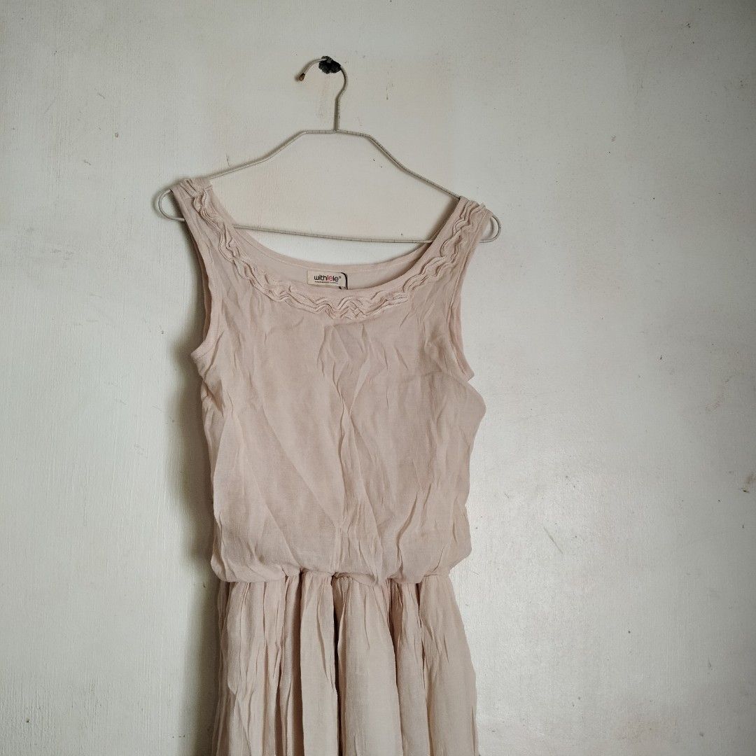casual light pink kind of dress, Women's Fashion, Dresses & Sets, Dresses  on Carousell