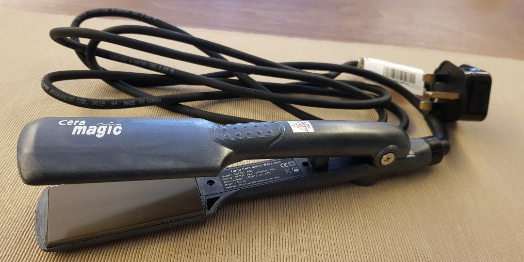 Cera magic hair straightener Beauty Personal Care Hair on Carousell