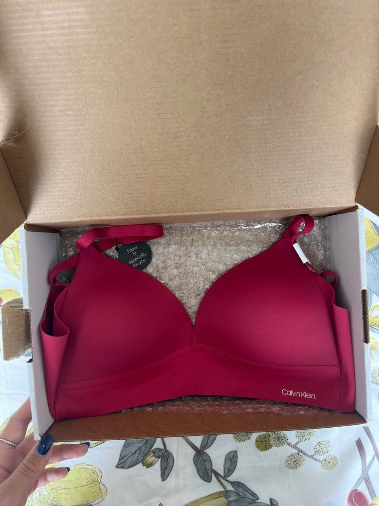 CK Calvin Klein red 'invisibles lightly lined triangle bra', Women's  Fashion, New Undergarments & Loungewear on Carousell
