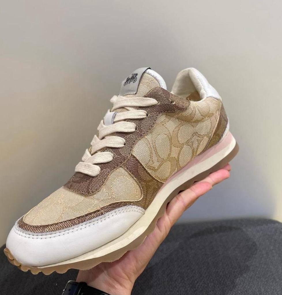 Coach online c142 runner