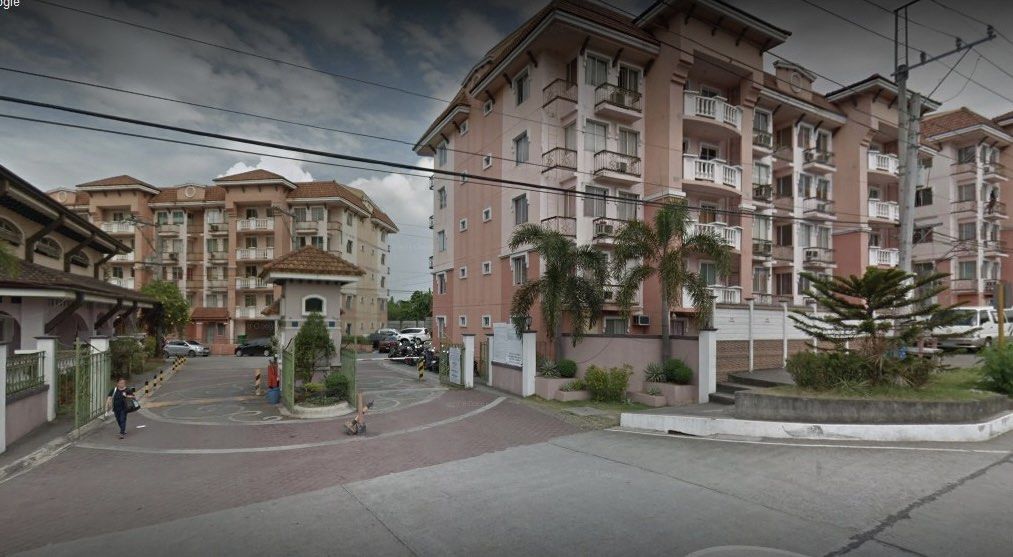 Condo studio unit at San Benissa Garden Villas (Category: Apartments & Condos) located in Makati City. Submitted by la_boutiq (Listing ID 1276214320, Image 2). Description: Pagibig’s appraisal value as of March 31, 2026 is P2.9M Refer to the photos for the property and unit details 4th floor via stairs Studio unit with balcony Viewing is only during weekdays Clean title and documents Can be loaned thru pagibig Price negotiable for serious buyer. 