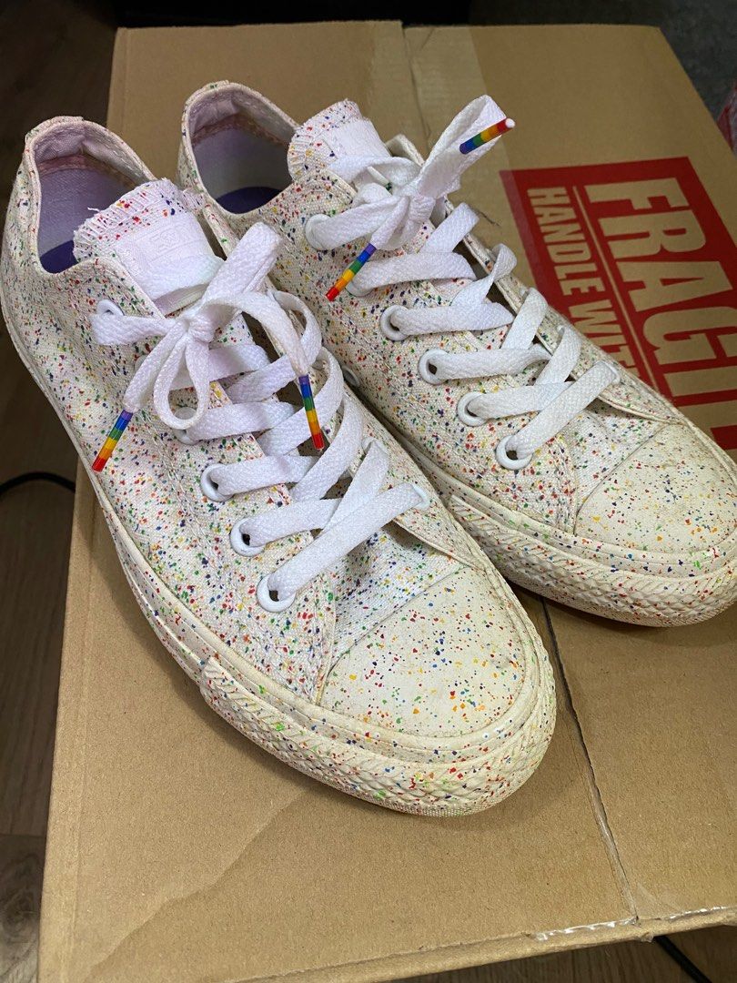 White best sale rainbow converse