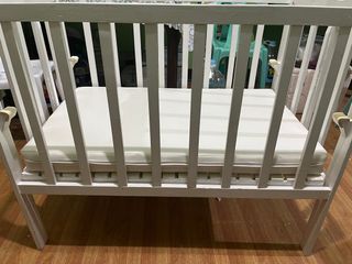 CRIB with Free Uratex Foam by Mang-Ben’s Furniture