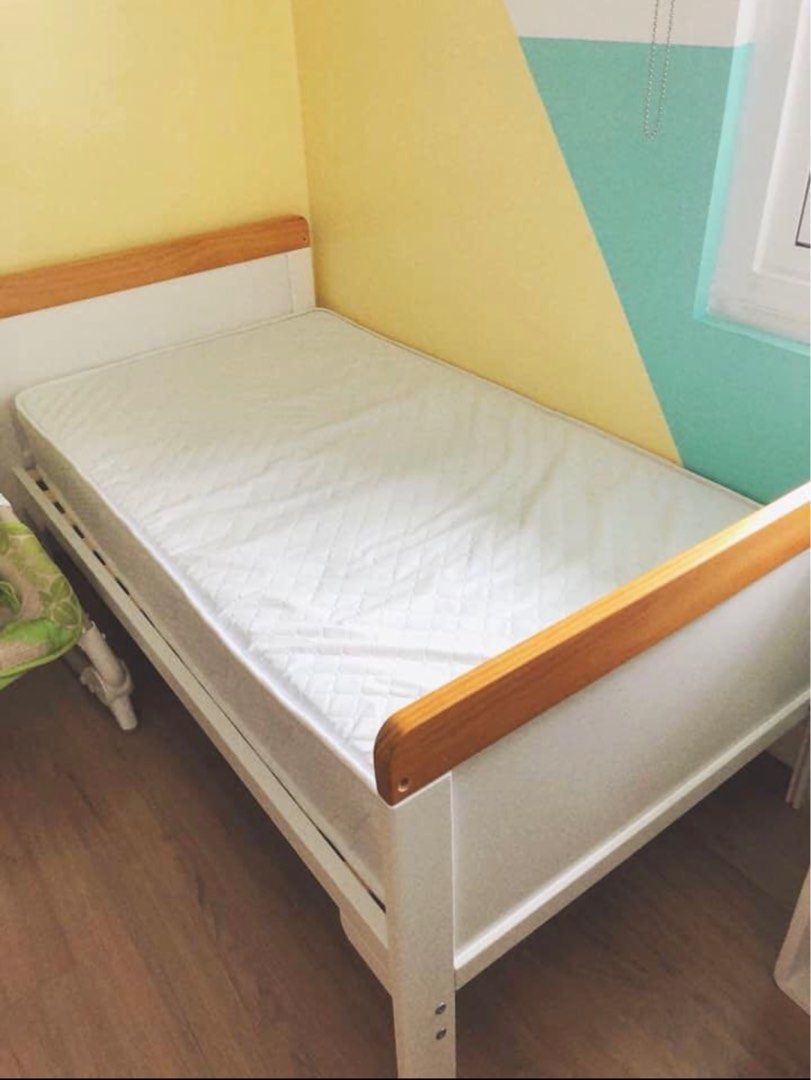 Cuddlebug Fontana 2 in 1 Crib (Category: Cots & Cribs) located in Cainta. Submitted by jamorie (Listing ID 1276312186, Image 2). Description: .