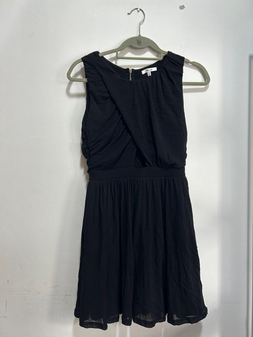 Cute black top party outfits