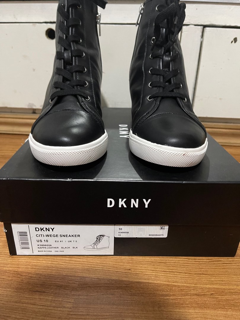 DKNY boots, Women's Fashion, Footwear, Boots on Carousell