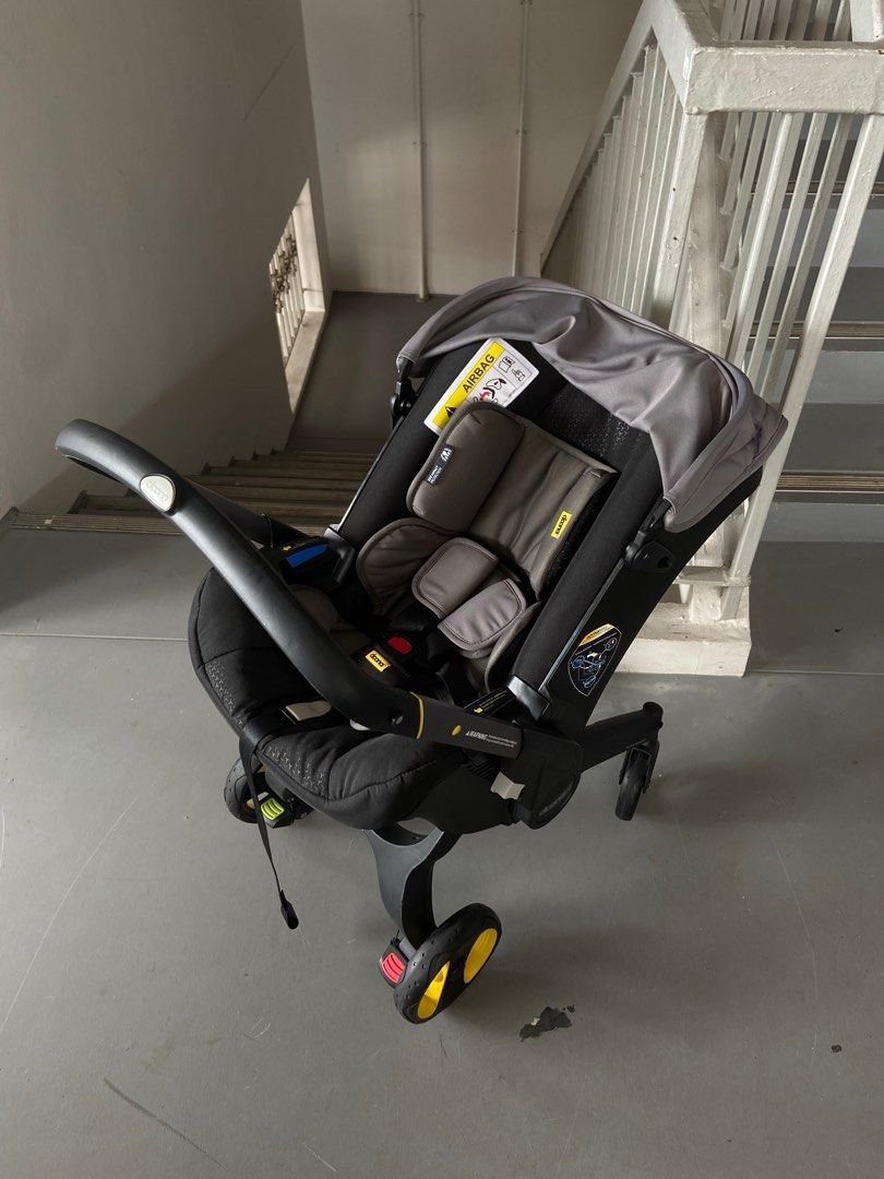 Doona infant Car seat Stroller Greyhound Babies Kids Going