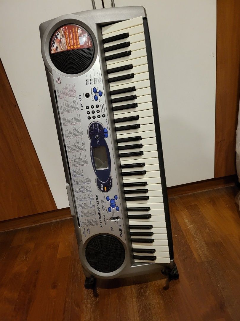 Electronic Keyboard CASIO LK 43 Like New w Stand