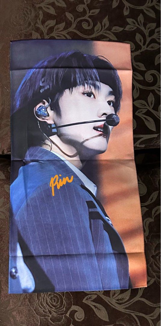 enhypen jungwon cheering kit by kiki_yjw navy ver, Hobbies & Toys ...