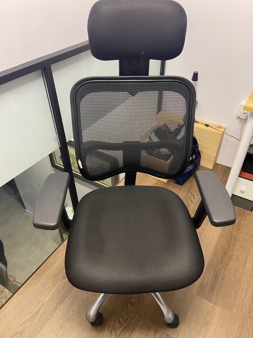 Ergonomic office chair, Furniture & Home Living, Furniture, Chairs on