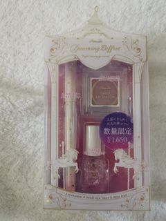 （分類：）位於 。 由 VictoriaWhite 提交（商品編號 1276185806，圖片 1）。簡介： 。