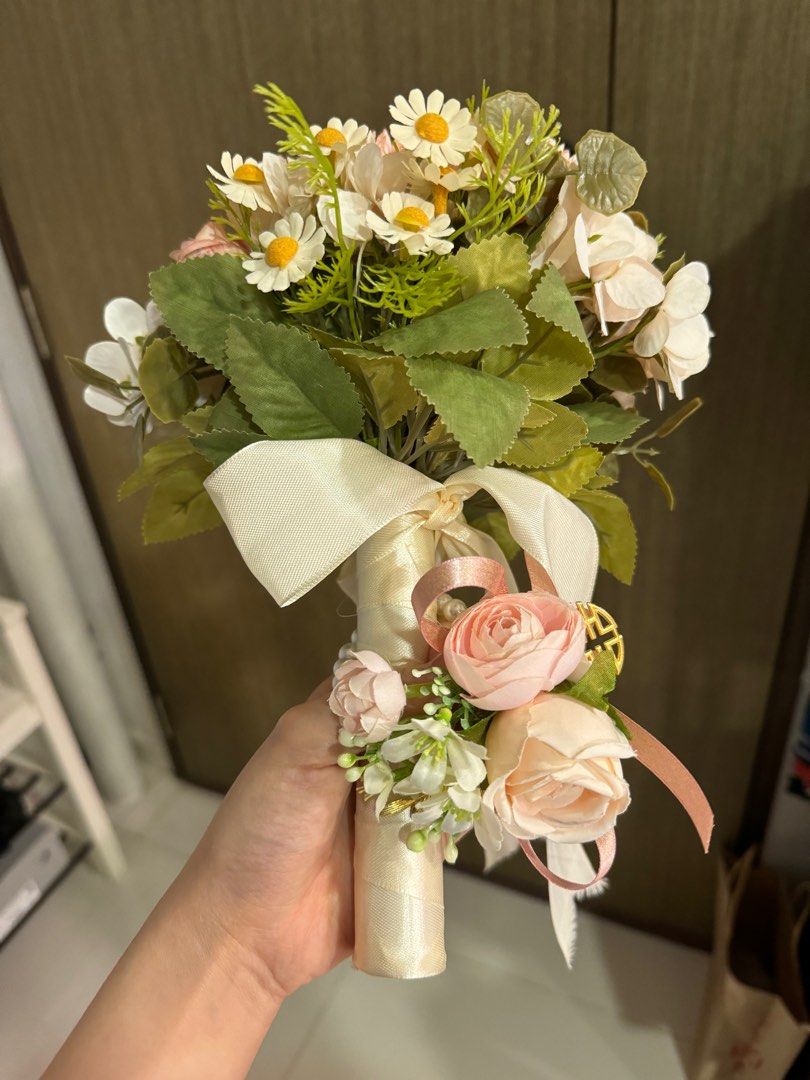 Bridesmaid's Artificial Flower Gajra. One Pair of Silk Flower Bracelets. -  Etsy