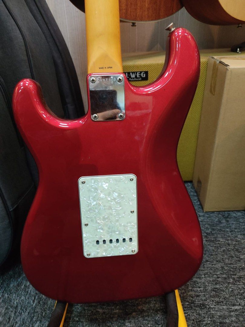 Fender Japan E serial Stratocaster 19841987, Hobbies & Toys, Music