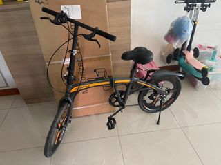 (Category: ) located in . Submitted by sharkielows (Listing ID 1276205264, Image 1). Description: .
