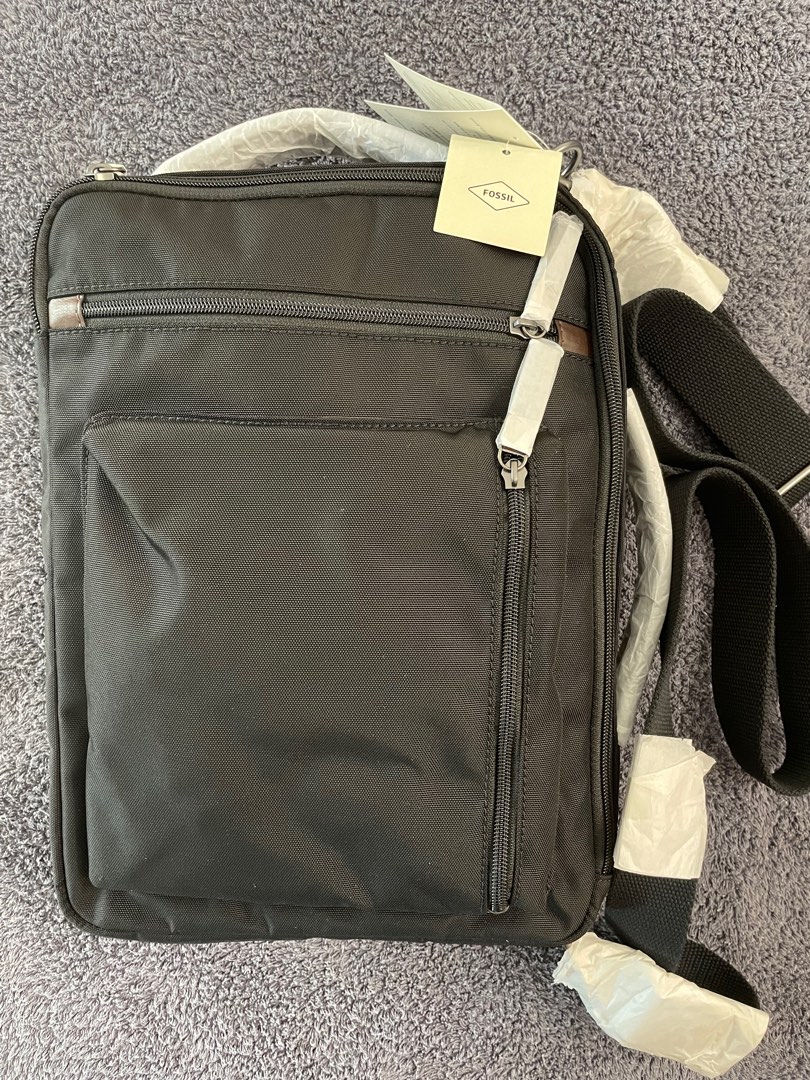 Fossil Buckner commuter convertible bag, Men's Fashion, Bags, Sling