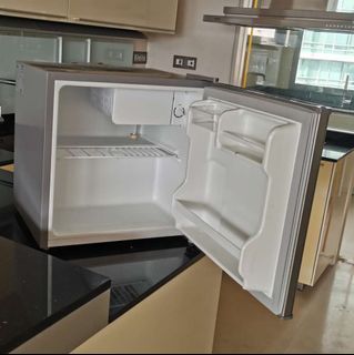 Personal / Mini Hotel / Mini Office Refrigerator with freezer, TV & Home  Appliances, Kitchen Appliances, Refrigerators and Freezers on Carousell