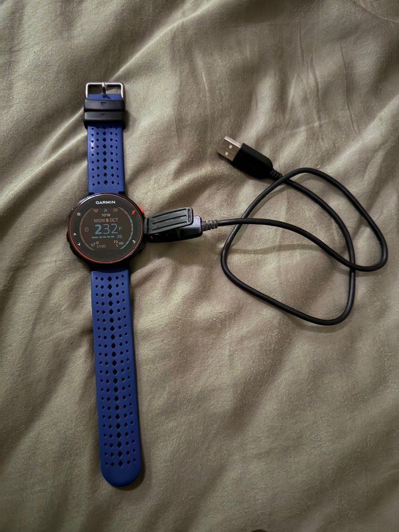 Garmin Forerunner 235