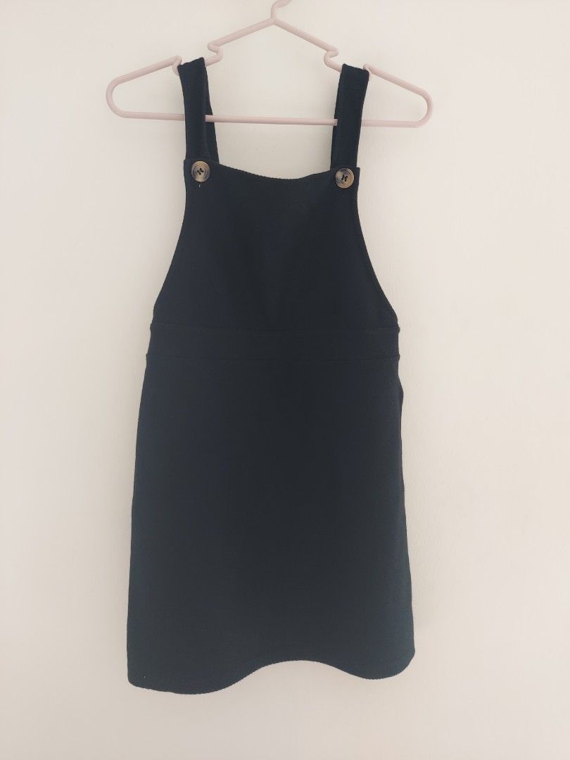 Genwoo girls black pinafore dress 12 years old
