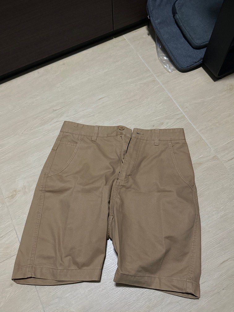 Gold cargo shorts shop