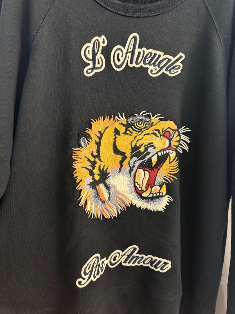 Gucci hotsell sweatshirt tiger