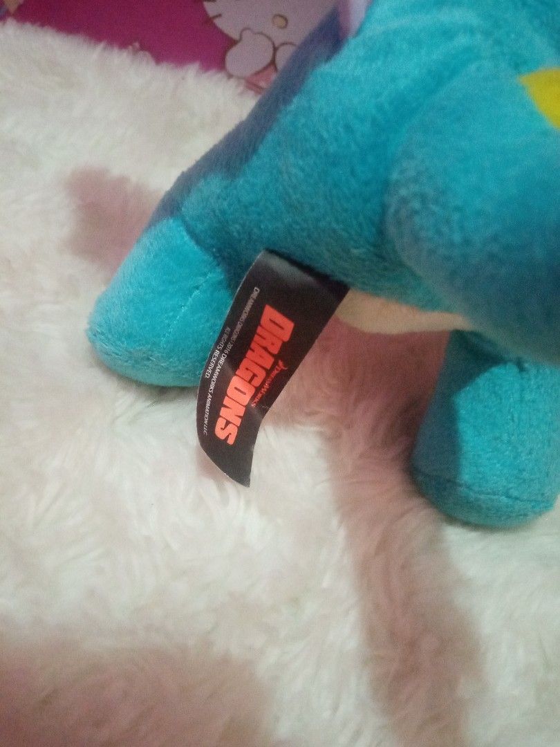 HOW TO TRAIN YOUR DRAGON SET, Hobbies & Toys, Toys & Games on Carousell