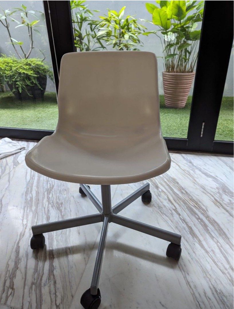 Ikea chair hotsell rolling