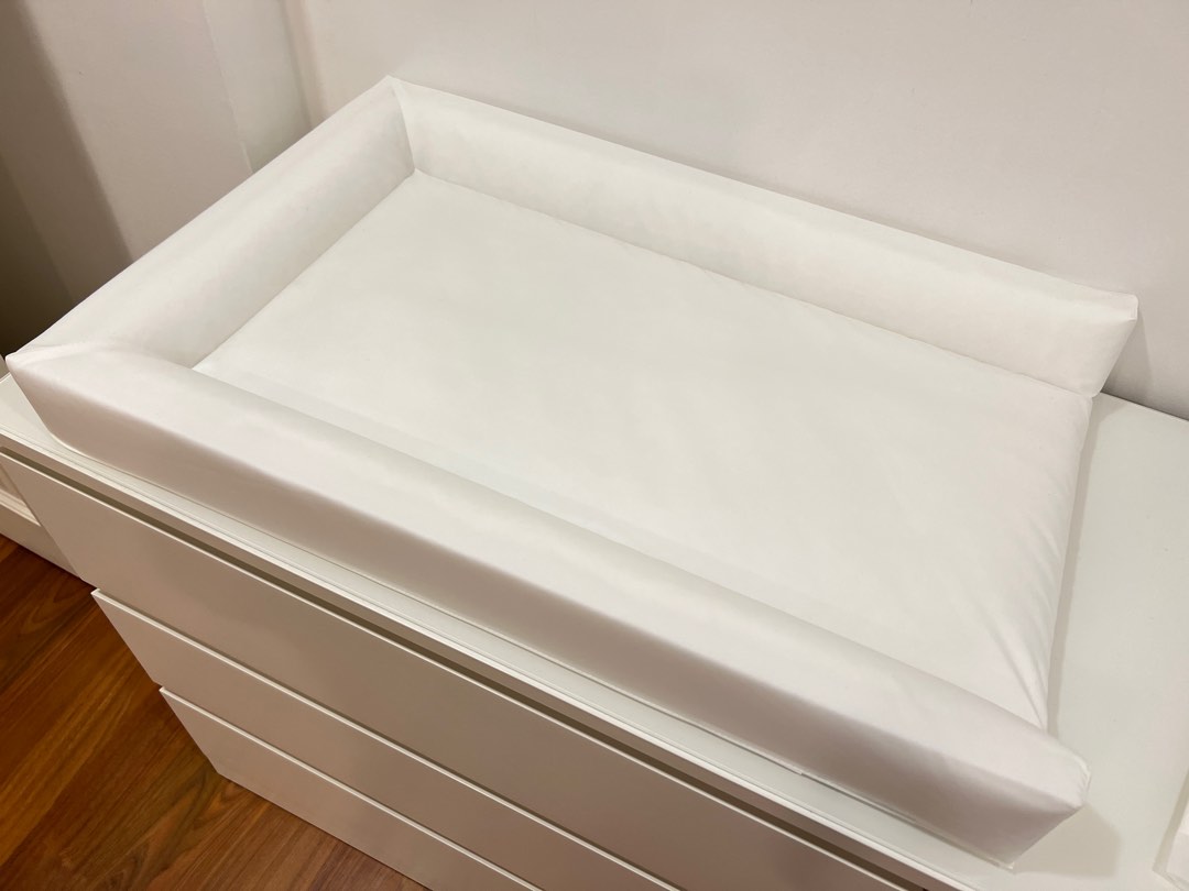 Vadra cheap changing pad