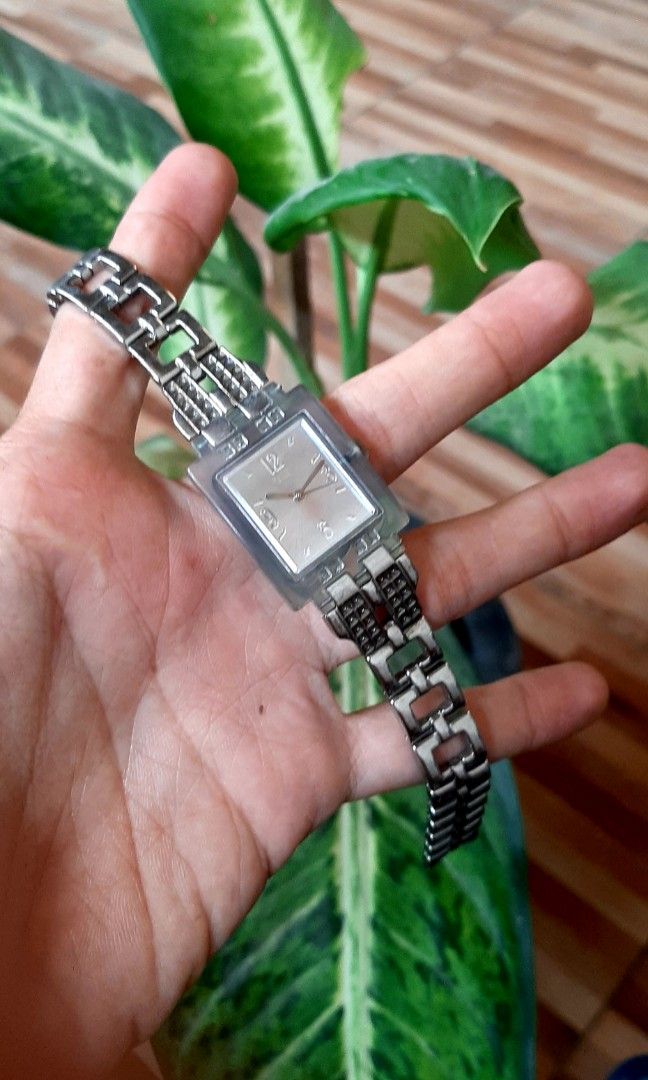 jam swatch original Fesyen Wanita Jam Tangan di Carousell