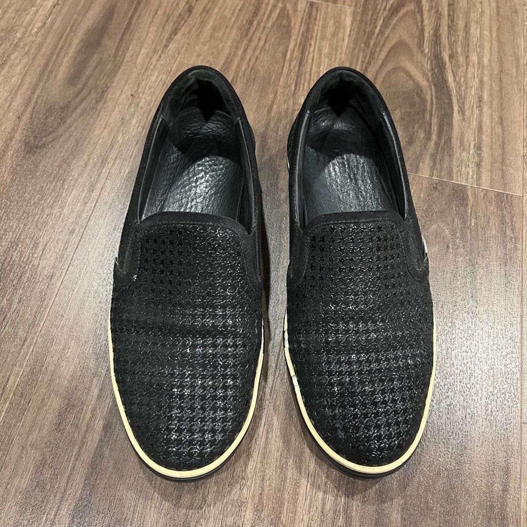 Casual black slip on shoes top