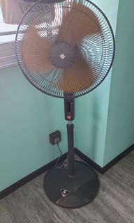 (Category: ) located in . Submitted by mamaozna (Listing ID 1276271438, Image 1). Description: .