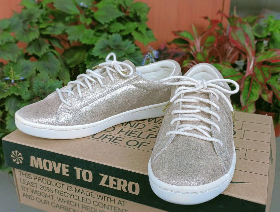 Red sale glitter keds