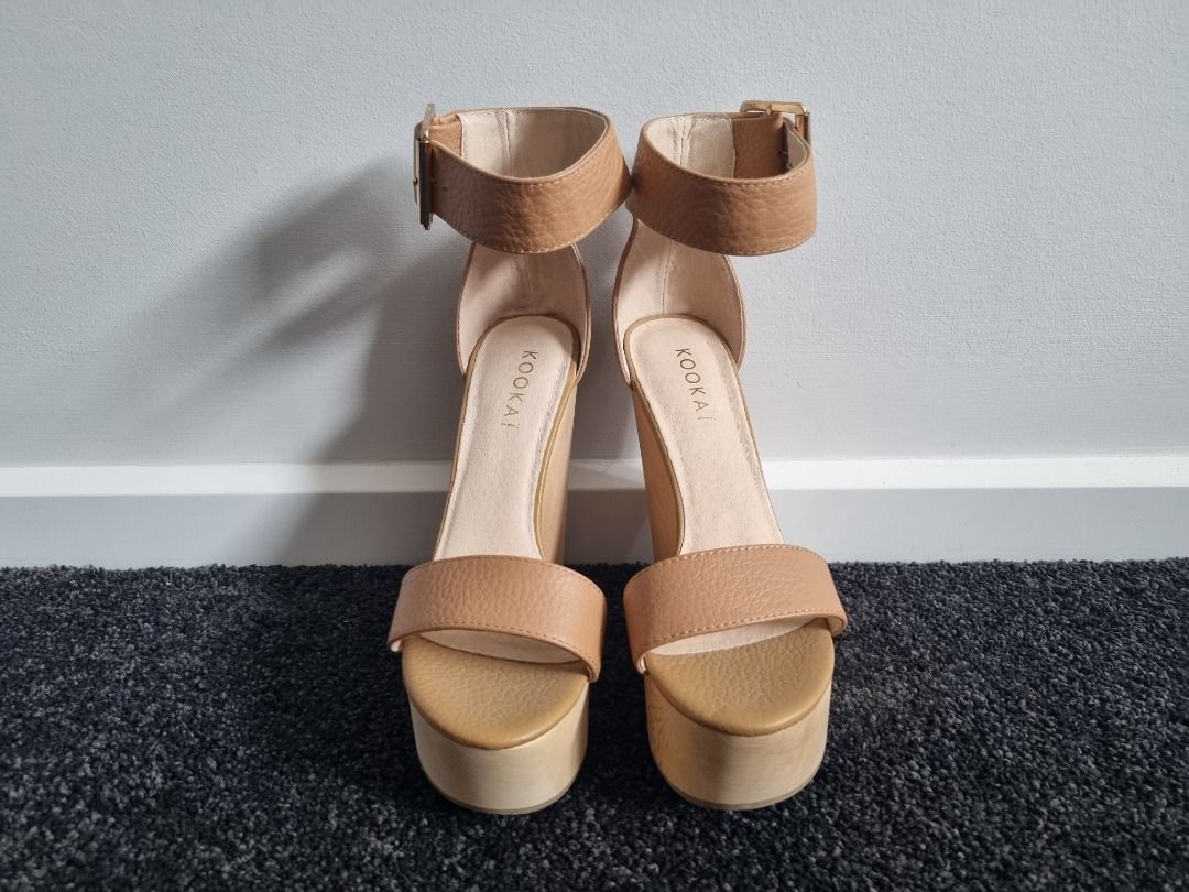 KOOKAI Light Tan Olivia Leather Wedges Size 6 Brand New Women s