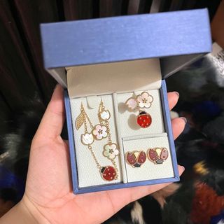 24k Gold Plated Red Agate Lady Bug and Queen Shell Flower necklace, bracelet, earring and ring set