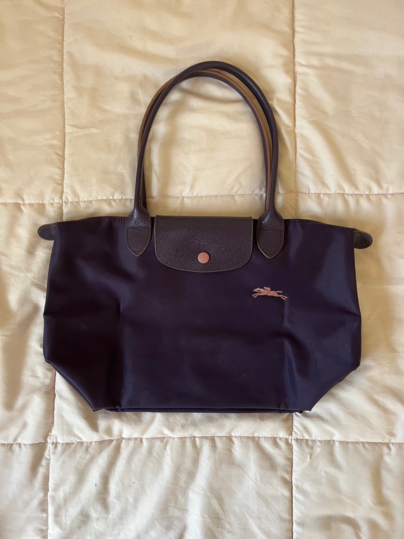 LONGCHAMP LE PLIAGE CLUB MEDIUM, Luxury, Bags & Wallets on Carousell