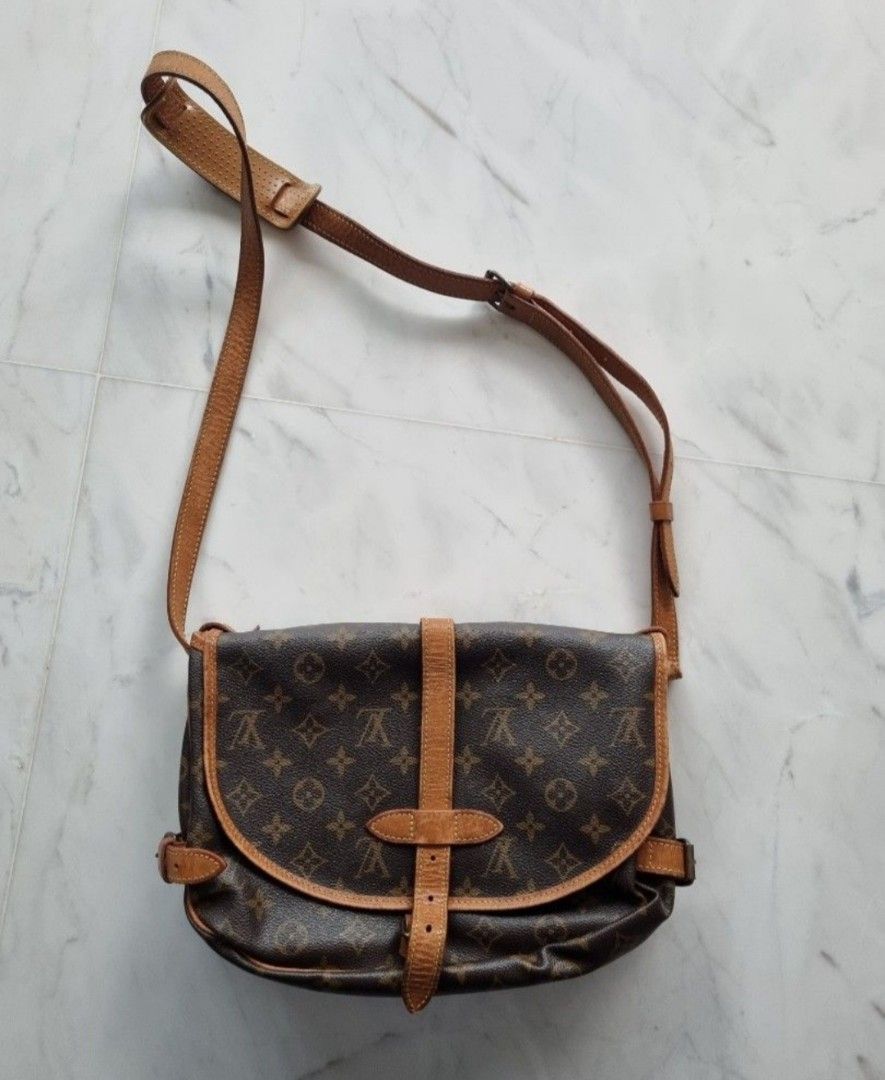 Louis vuitton 2025 vintage messenger bag