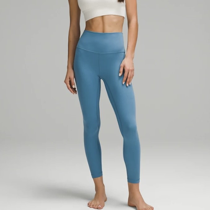 Lululemon Align Pant 25” with Pockets Size 2 in Rhino Grey, Women's  Fashion, Activewear on Carousell