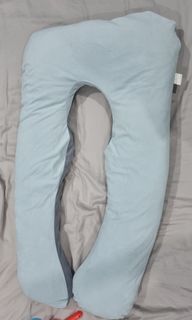 Maternity/Nursing Pillow with Cover