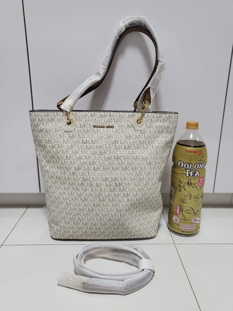 Michael kors raven large logo tote online