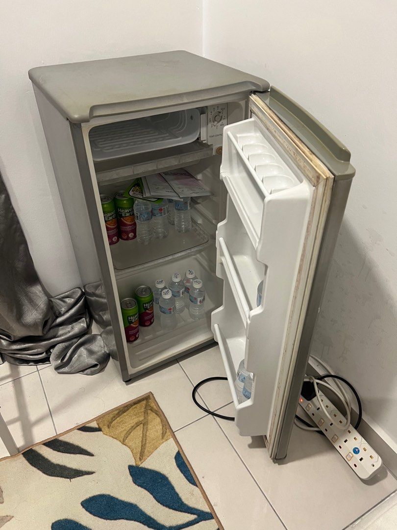 Mini Fridge, TV & Home Appliances, Kitchen Appliances, Refrigerators