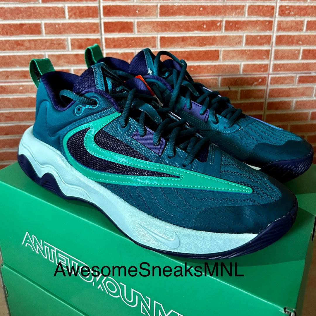 NIke Giannis Immortality 3 Geode Teal Purple