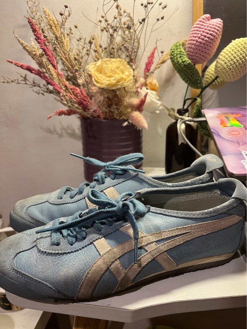 Onitsuka tiger deals light blue