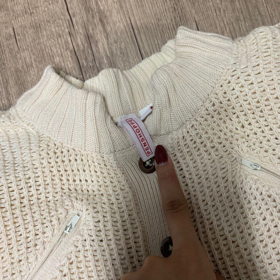 Penshoppe Beige Button Knit Cardigan (Category: Coats, Jackets and Outerwear) located in Manila. Submitted by bitofthings (Listing ID 1276311506, Image 2). Description: Like new Size M on tag (fits S-M) Can be used by kids too.