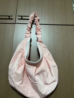 (Category: ) located in . Submitted by cheapcheapsia (Listing ID 1276270794, Image 1). Description: .