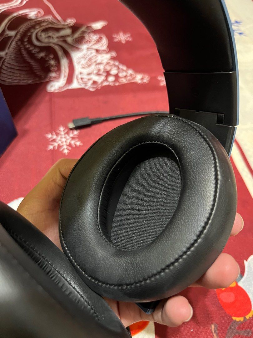 Playstation 4 pulse headset, Video Gaming, Video Game Consoles