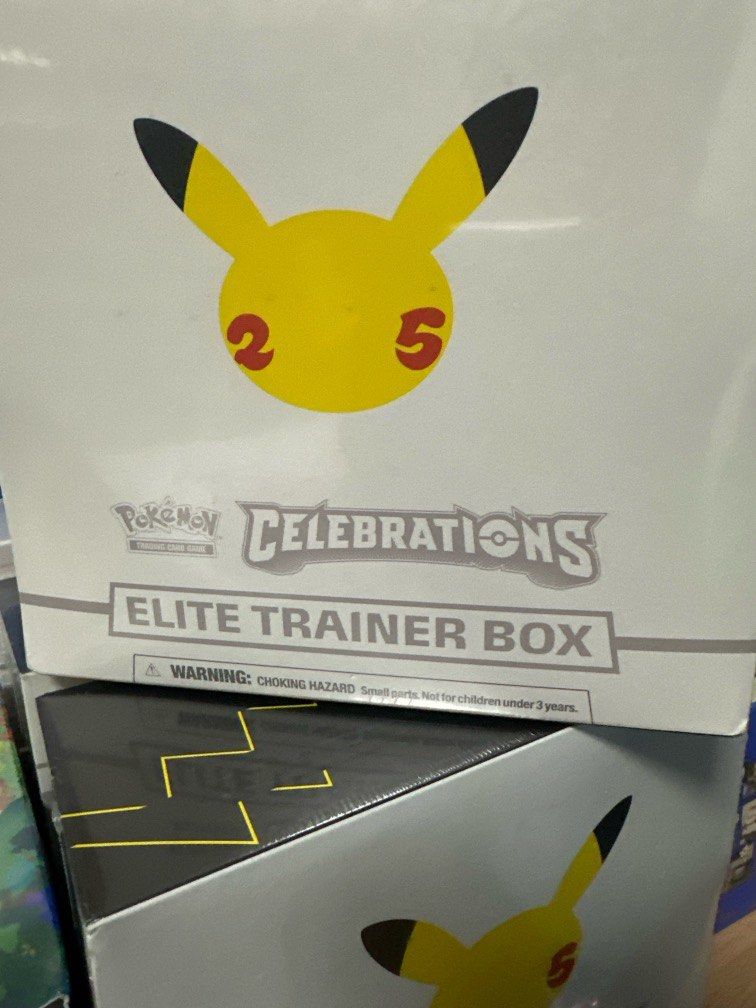 Pokemon TCG 25th Anniversary Celebrations Elite Trainer Box - English, New Pokemon TCG 25th Anniversary Celebrations Elite Trainer Box - English, New