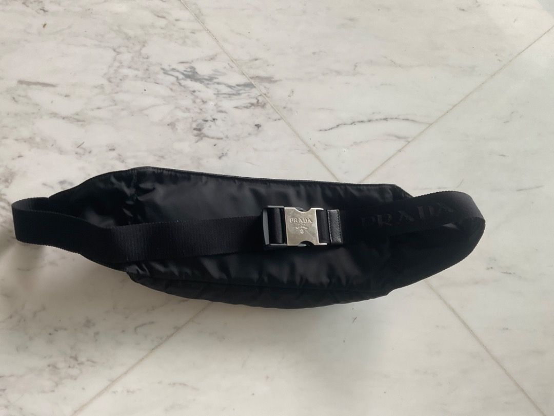 Prada bag fanny 2025 pack
