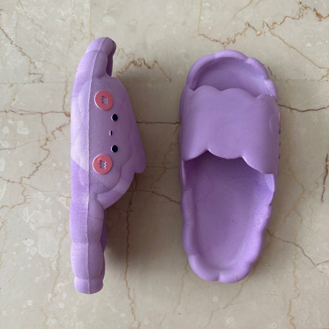 Slippers discount under $2