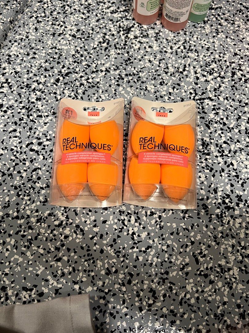 Real Techniques Sponge (Category: Makeup) located in Davao. Submitted by declutter29731 (Listing ID 1276267560, Image 1). Description: Rfs: bought extras.