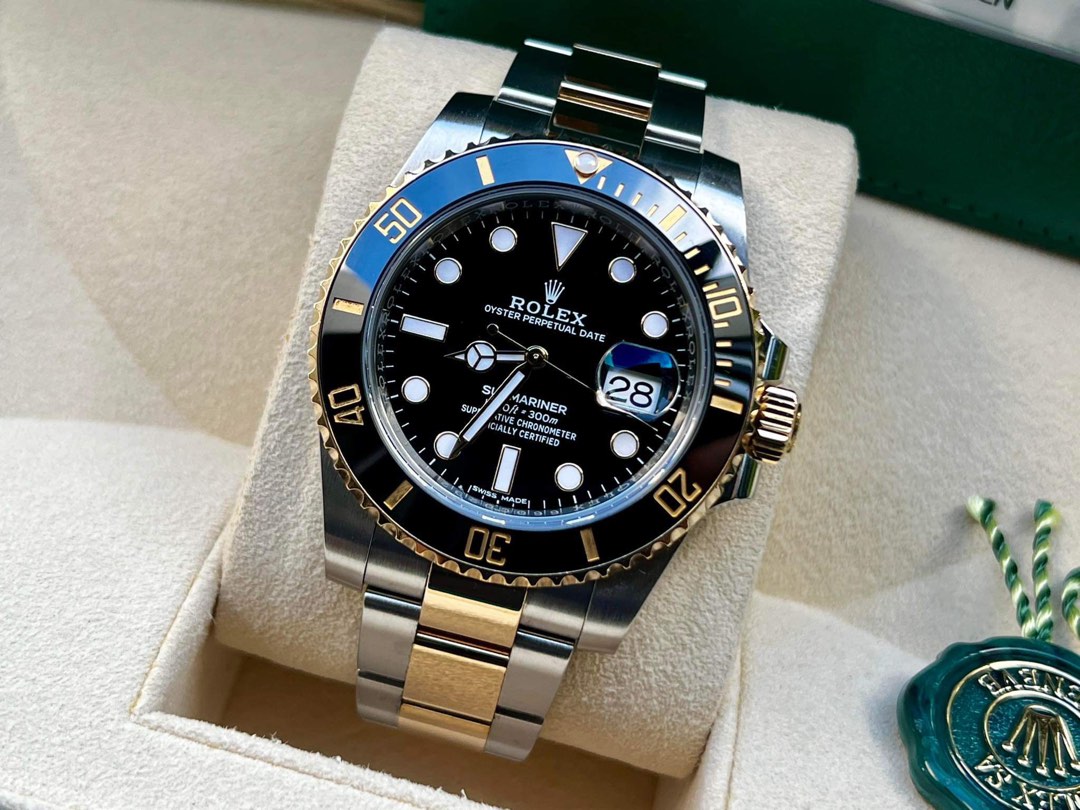 ROLEX 2019 Submariner date two tone