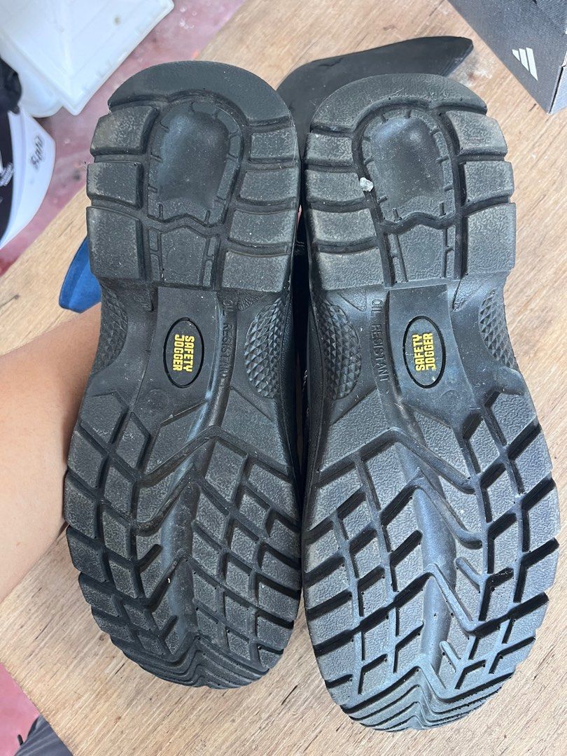 Safety shoes Mr Diy, Men's Fashion, Footwear, Boots on Carousell